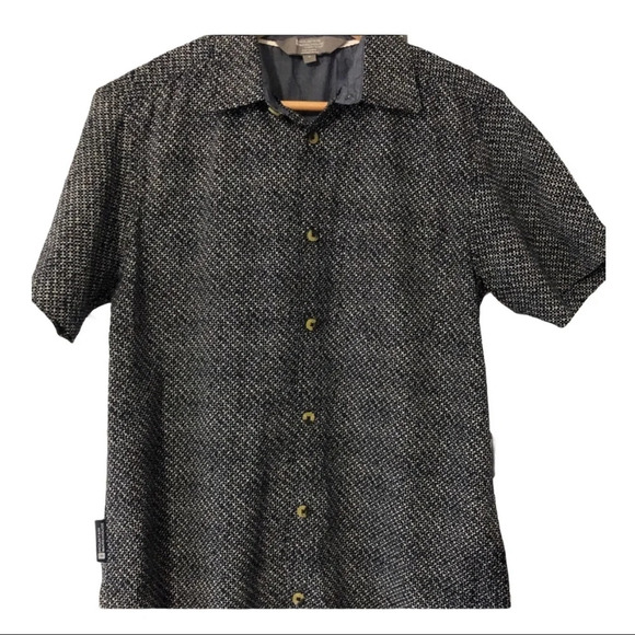 🛍️3/$40 Mountain Warehouse casual button down shirt Size Medium - Picture 2 of 4